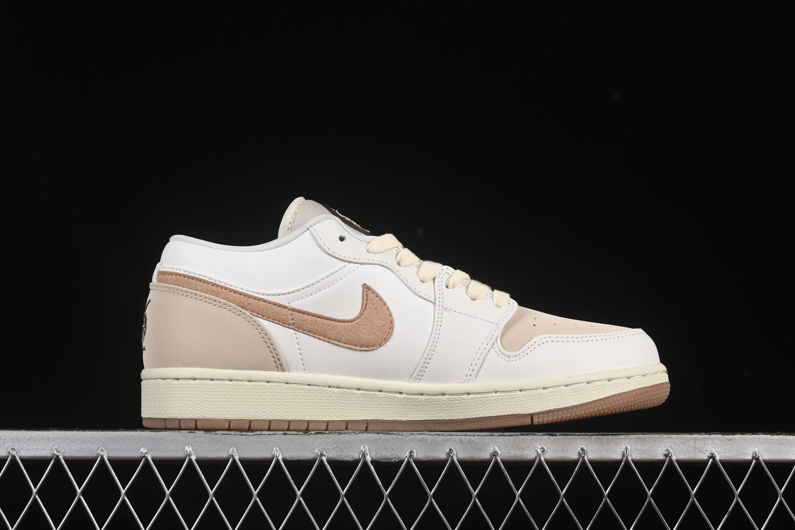 All categories Air Jordan Jordan series basketball shoes Air Jordan 1 Low Air Jordan 1 Low "Dongdan" AJ1 Joe 1 coconut milk white low-top cultural casual sneakers IB8855-121